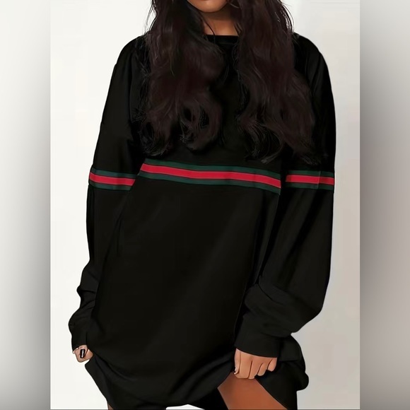 Luxury Signature Black Sweatshirt Dress with Green / Red Colored Stripes… - Picture 2 of 5
